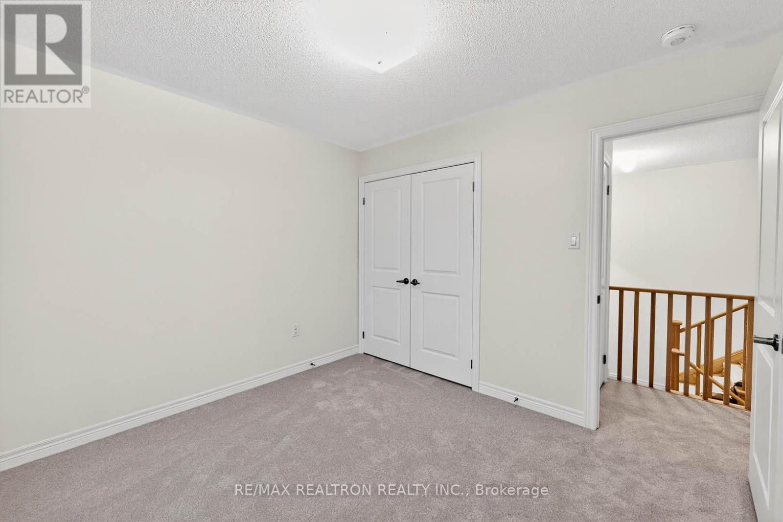 1 Wakefield Boulevard, Essa, ON - Indoor Photo Showing Other Room