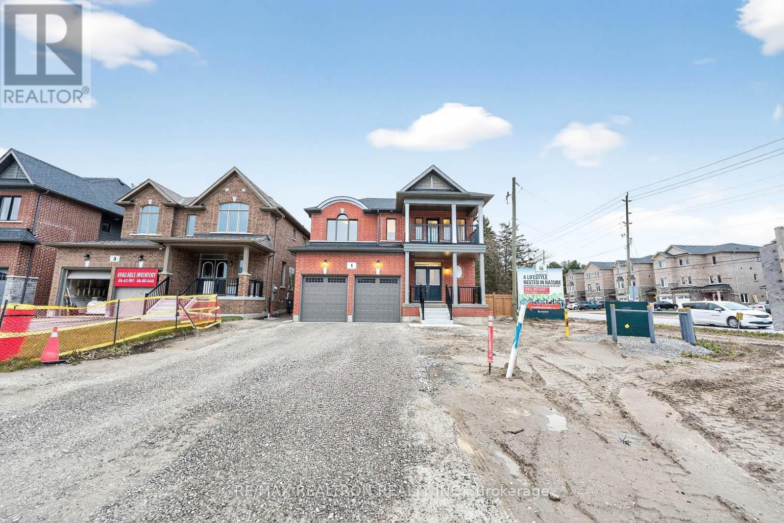 1 Wakefield Boulevard, Essa, ON - Outdoor With Facade