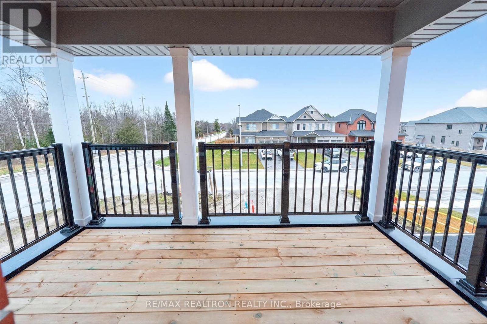 1 Wakefield Boulevard, Essa, ON - Outdoor With Exterior