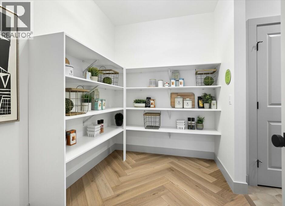 1062 Emslie Street, Kelowna, BC - Indoor With Storage