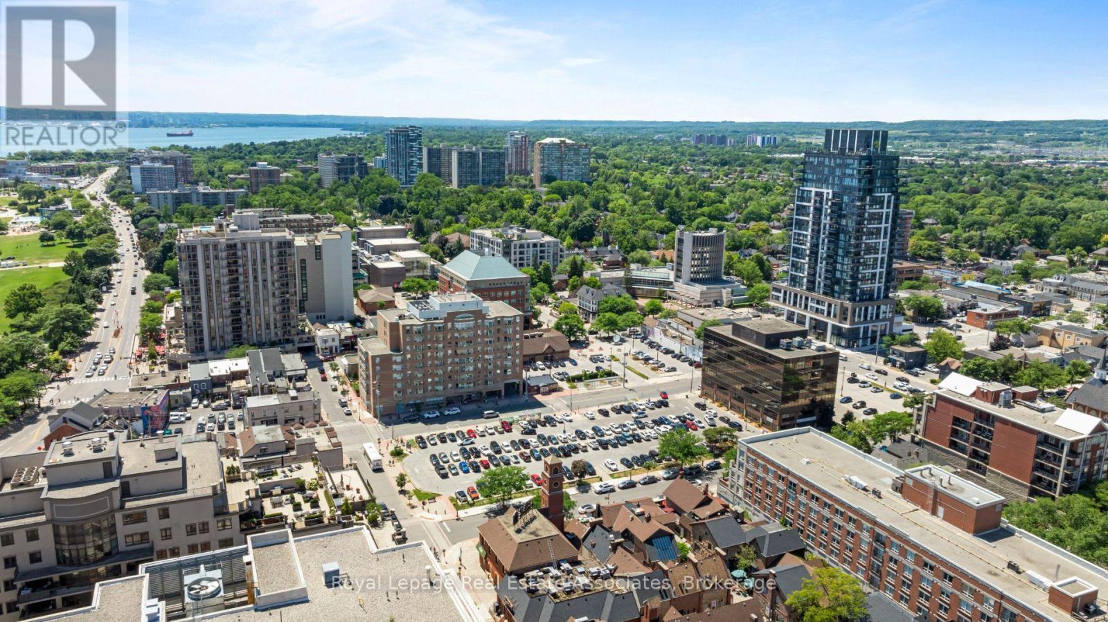 602 - 370 Martha Street, Burlington, ON - Outdoor With View