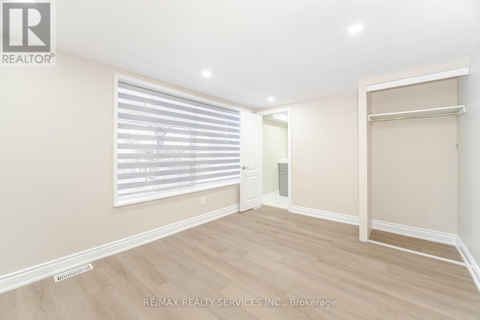 12270 Fourth Line, Milton, ON - Indoor Photo Showing Other Room