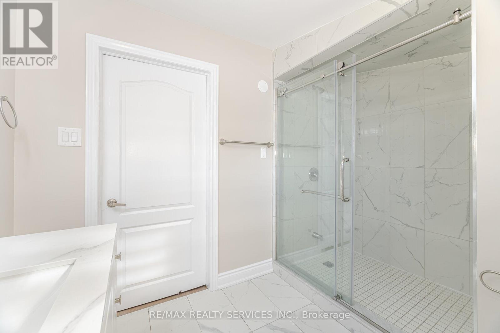 12270 Fourth Line, Milton, ON - Indoor Photo Showing Bathroom