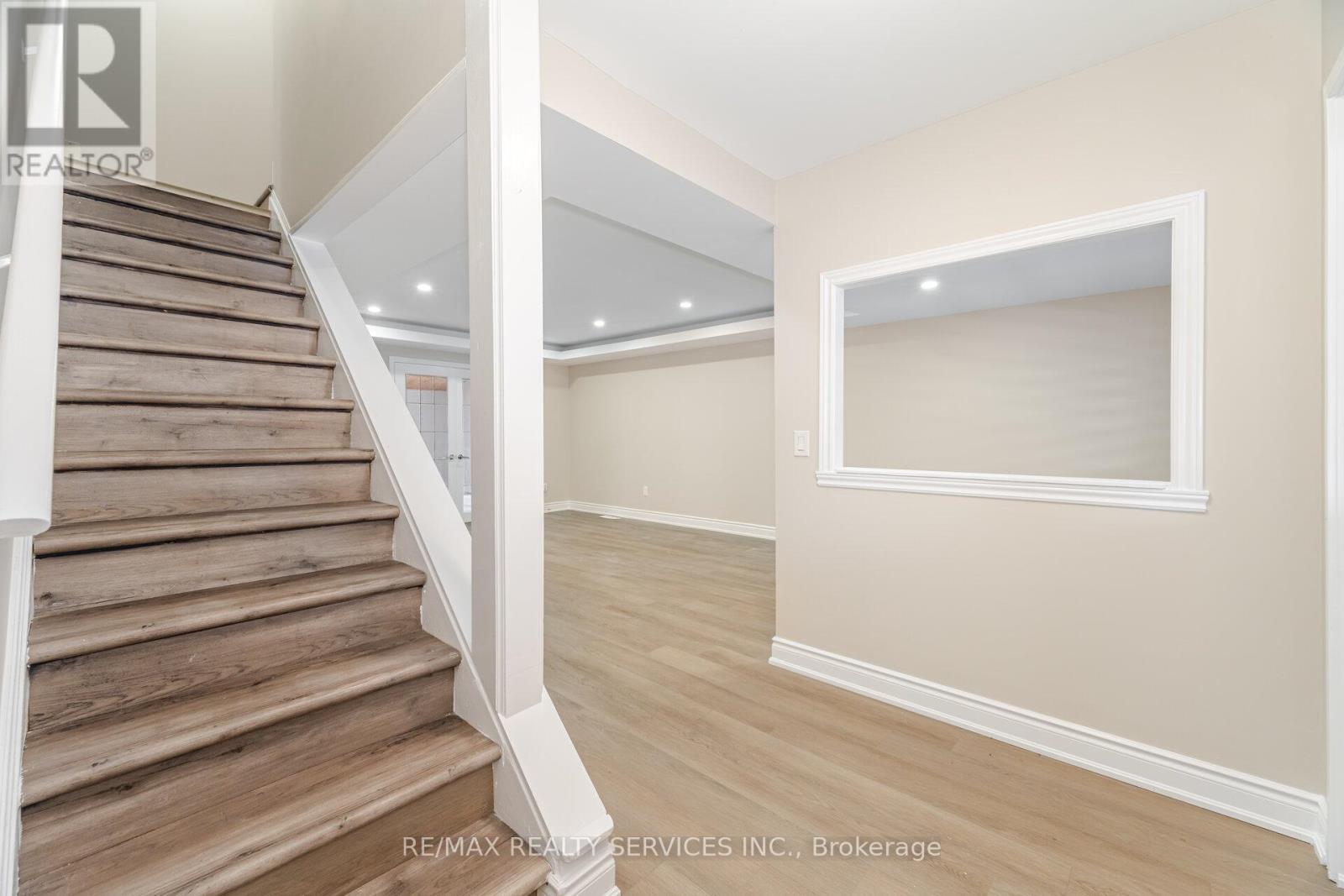 12270 Fourth Line, Milton, ON - Indoor Photo Showing Other Room