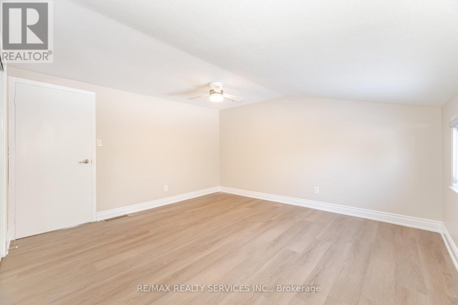 12270 Fourth Line, Milton, ON - Indoor Photo Showing Other Room