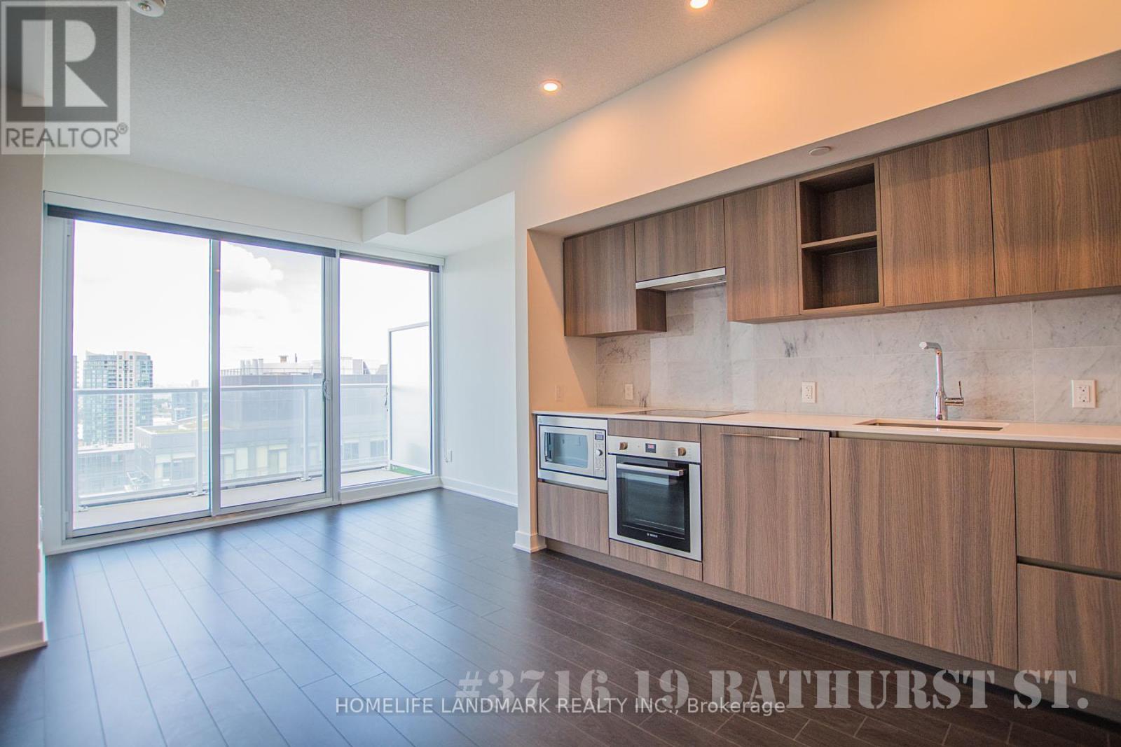 2516 - 19 Bathurst Street, Toronto, ON - Indoor Photo Showing Kitchen