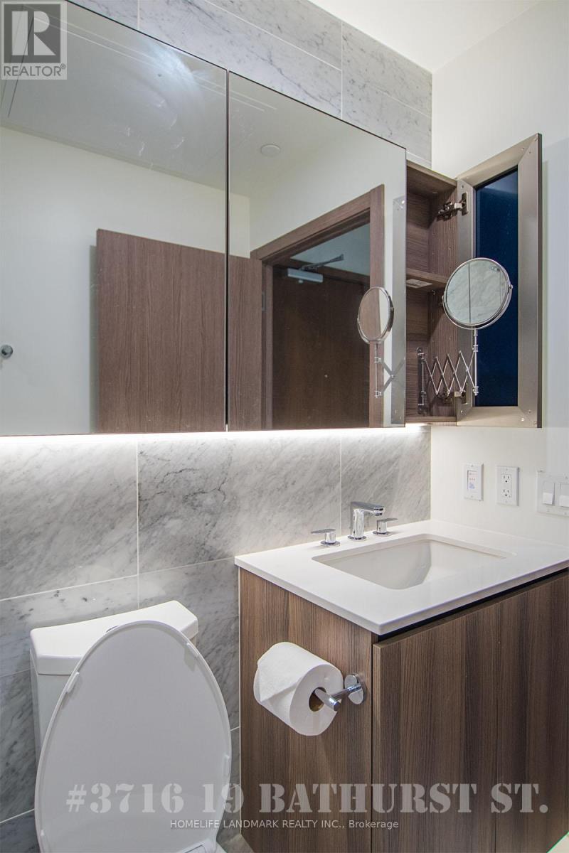 2516 - 19 Bathurst Street, Toronto, ON - Indoor