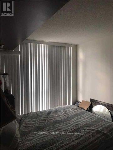 1110 - 10 Capreol Court, Toronto, ON - Indoor Photo Showing Bedroom