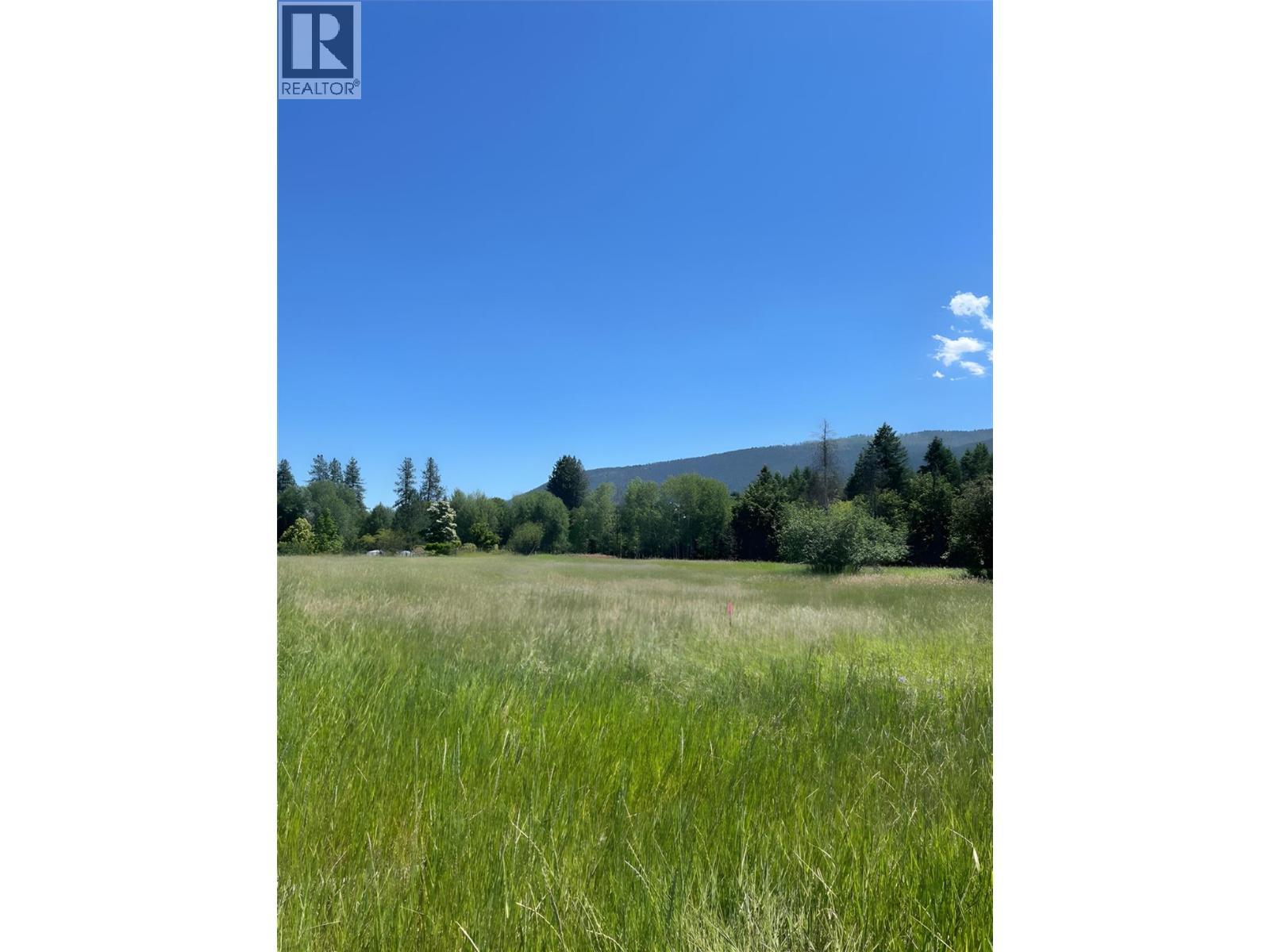 820 64Th Avenue, Grand Forks, BC