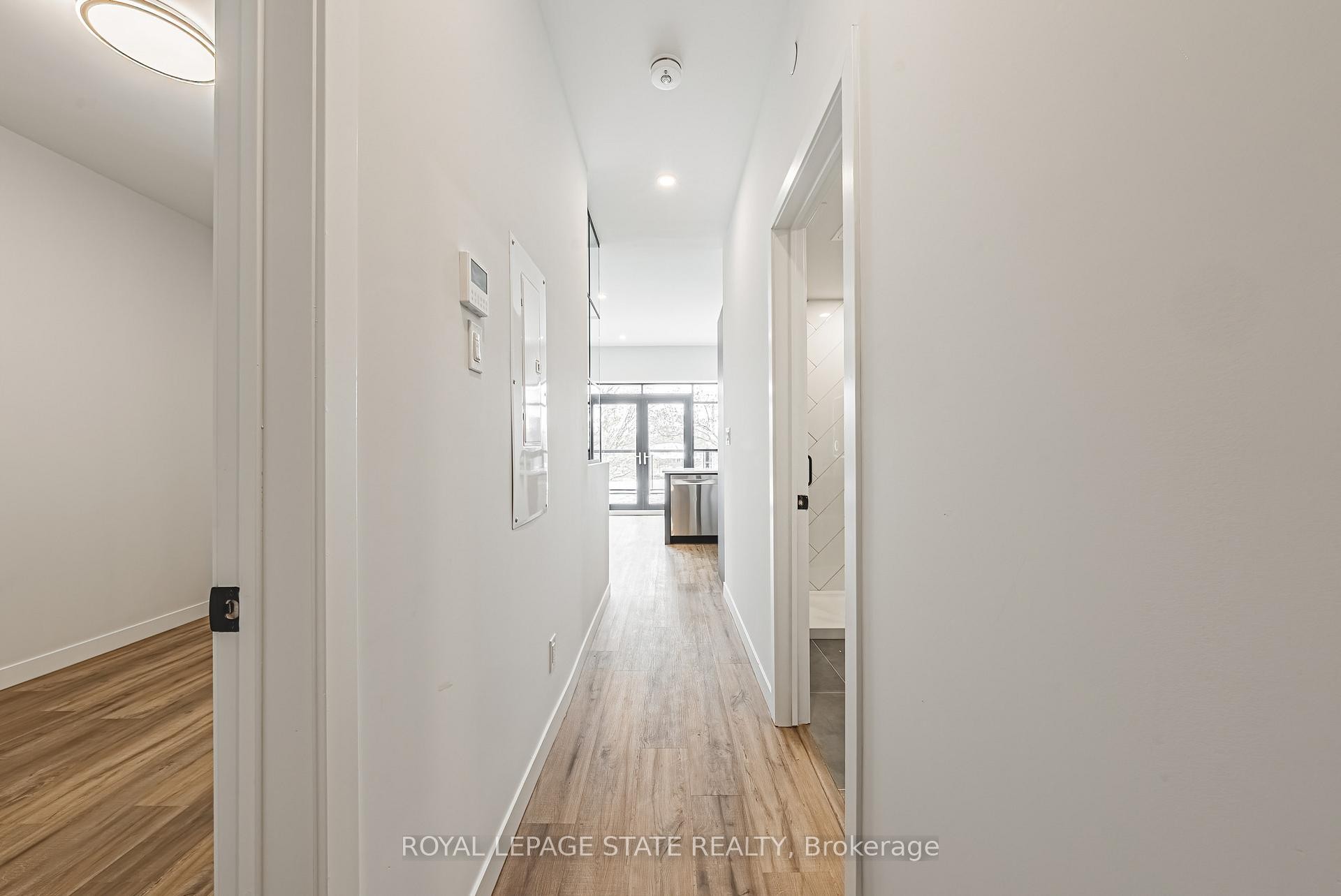 305-555 Sanatorium Road, Hamilton, ON - Indoor Photo Showing Other Room