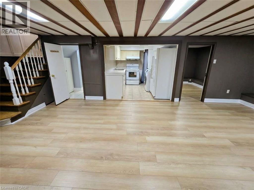 1568 Cawthra Court, Mississauga, ON - Indoor Photo Showing Other Room
