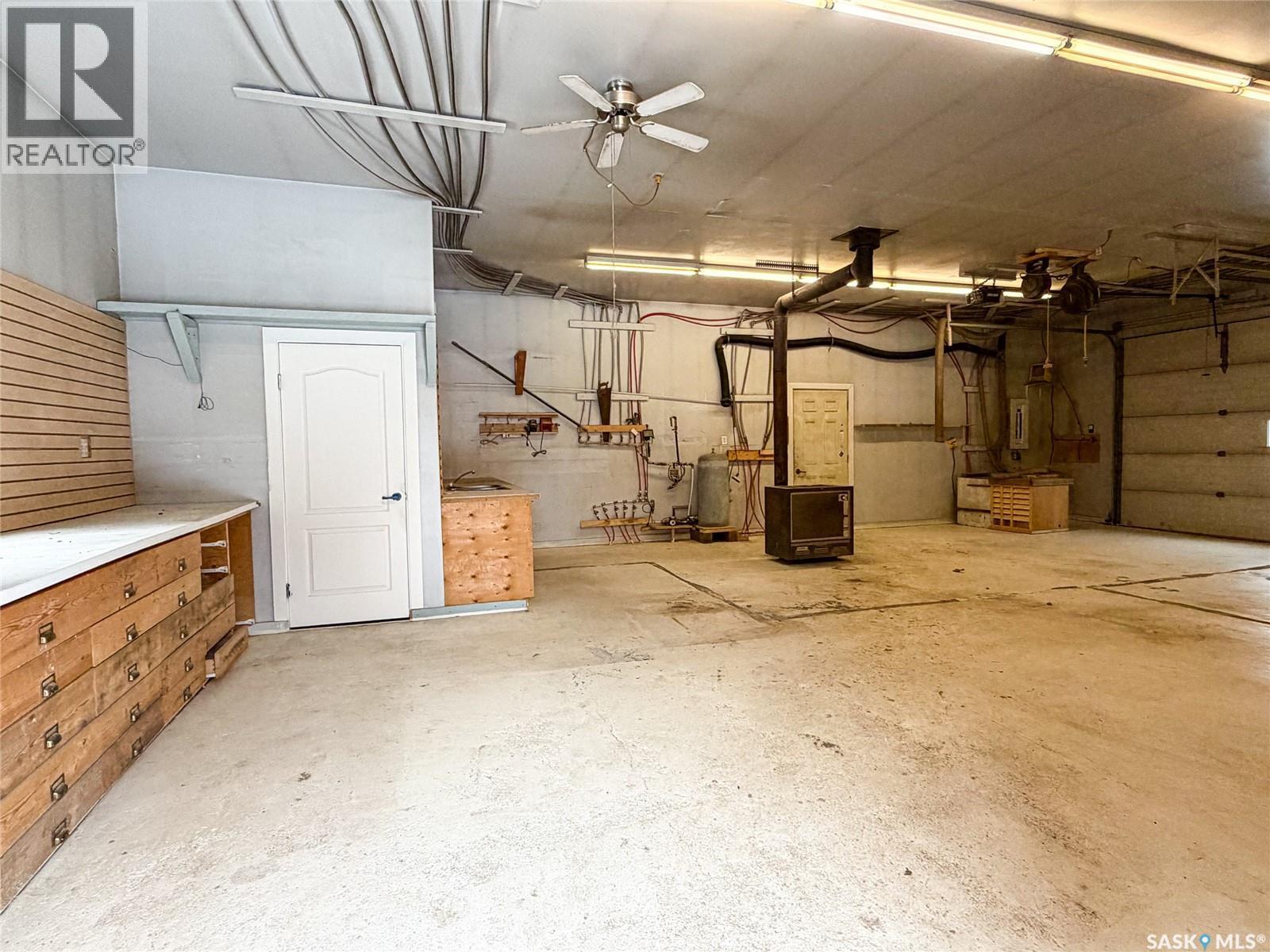 5 Acres Sw On Hwy 4, Meadow Lake Rm No.588, SK - Indoor Photo Showing Garage