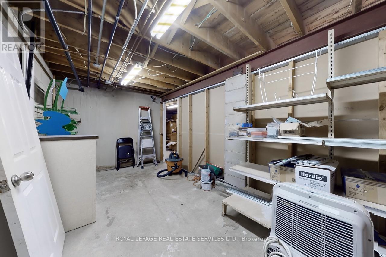 3830 Bloor Street W, Toronto, ON