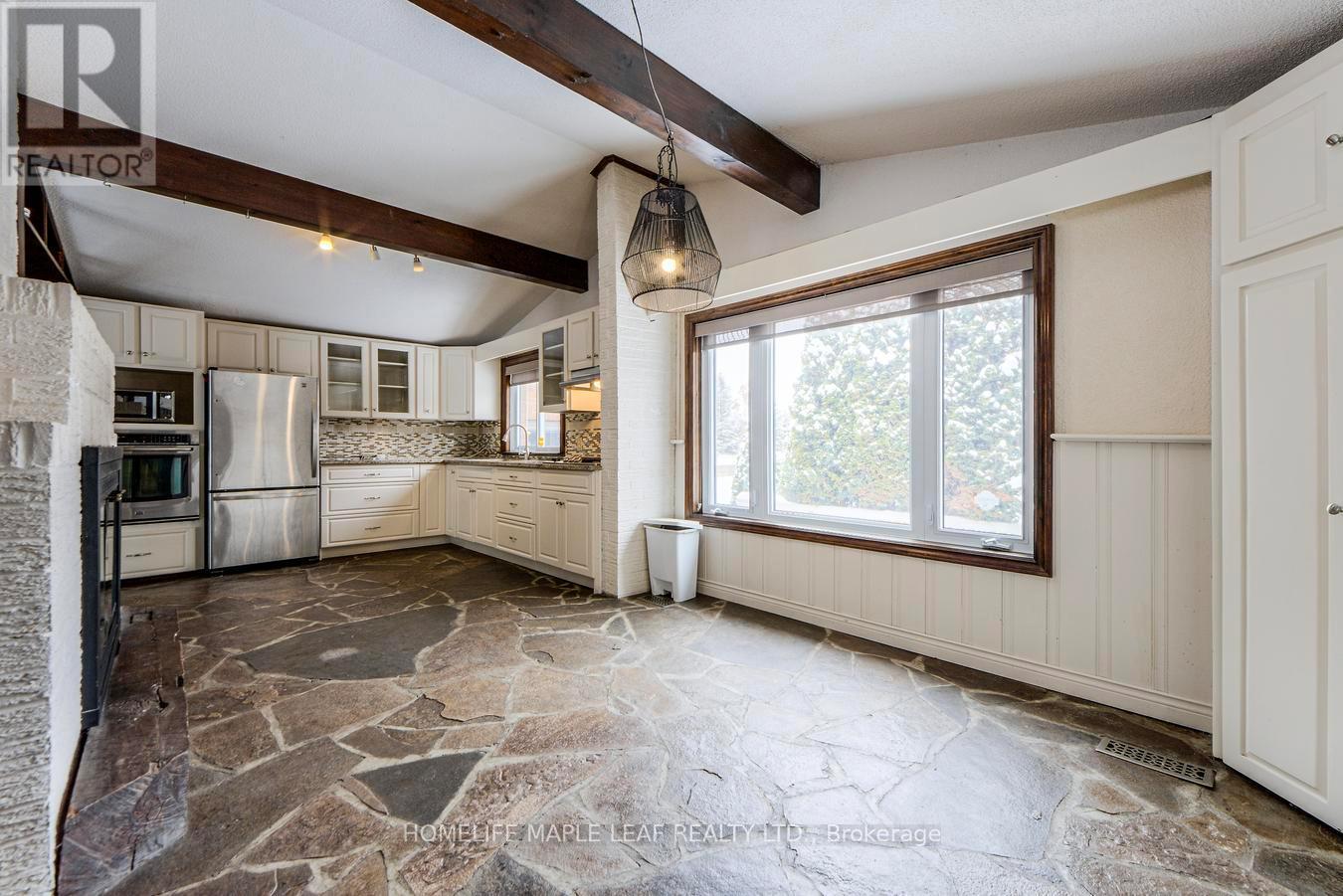 253048 9Th Line, Amaranth, ON - Indoor Photo Showing Kitchen