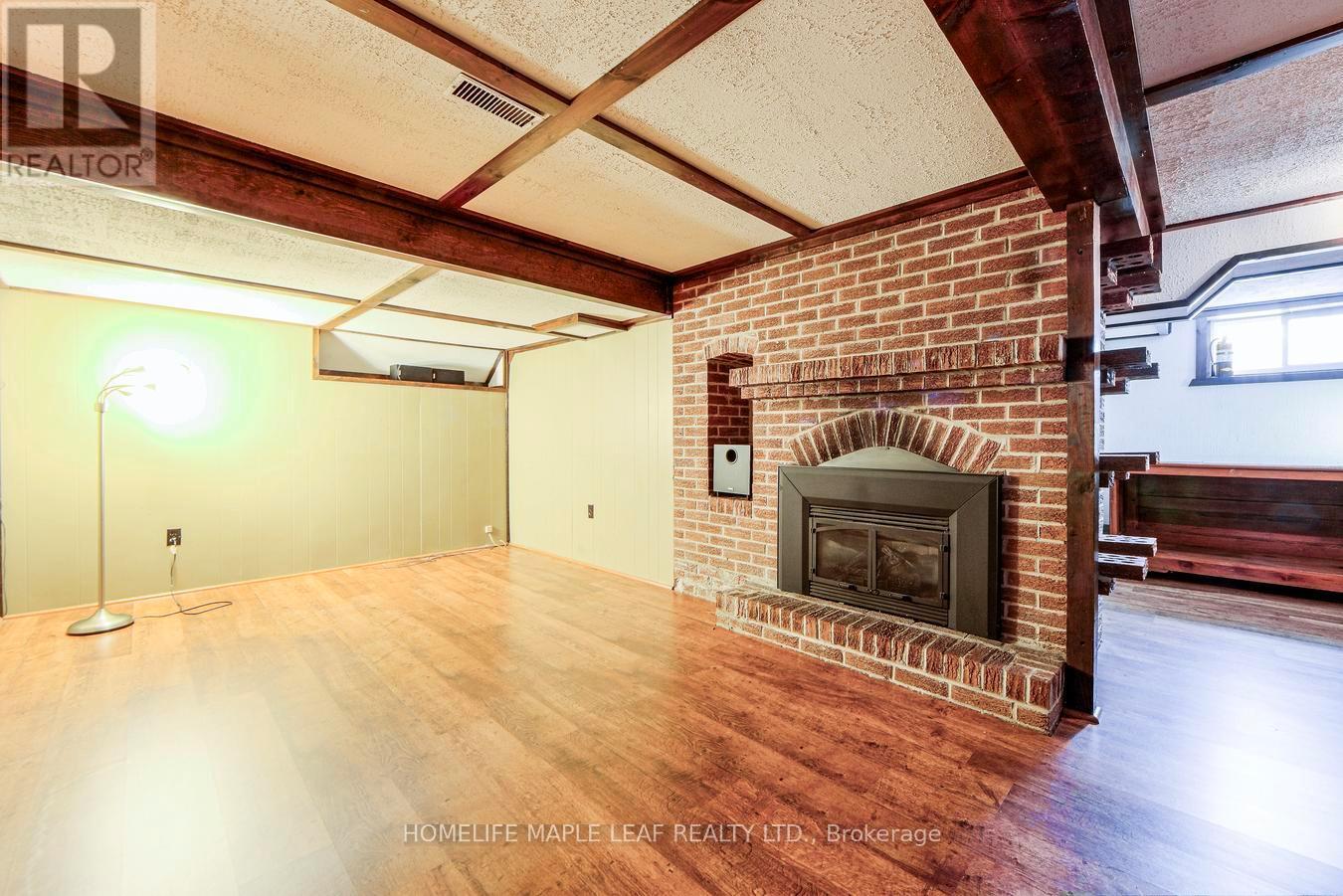 253048 9Th Line, Amaranth, ON - Indoor With Fireplace
