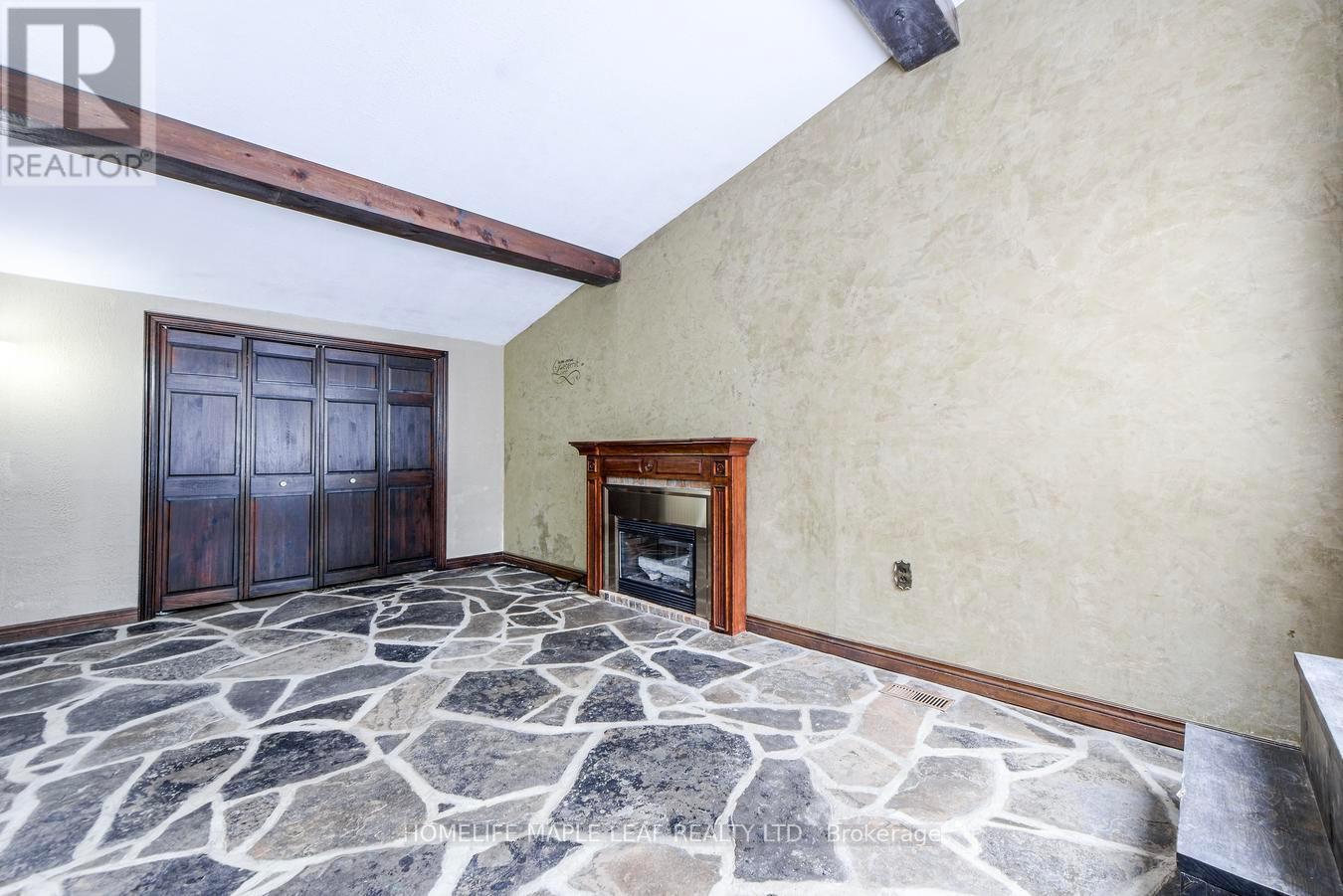 253048 9Th Line, Amaranth, ON - Indoor Photo Showing Other Room