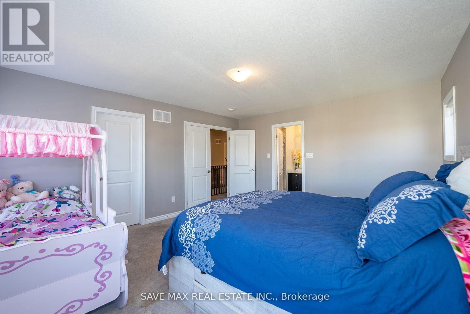 56 Witteveen Drive, Brantford, ON - Indoor Photo Showing Bedroom