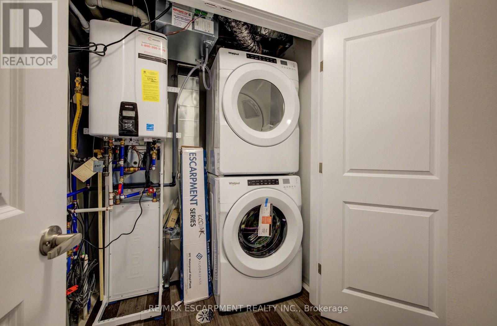 20 - 70 Kenesky Drive, Hamilton, ON - Indoor Photo Showing Laundry Room