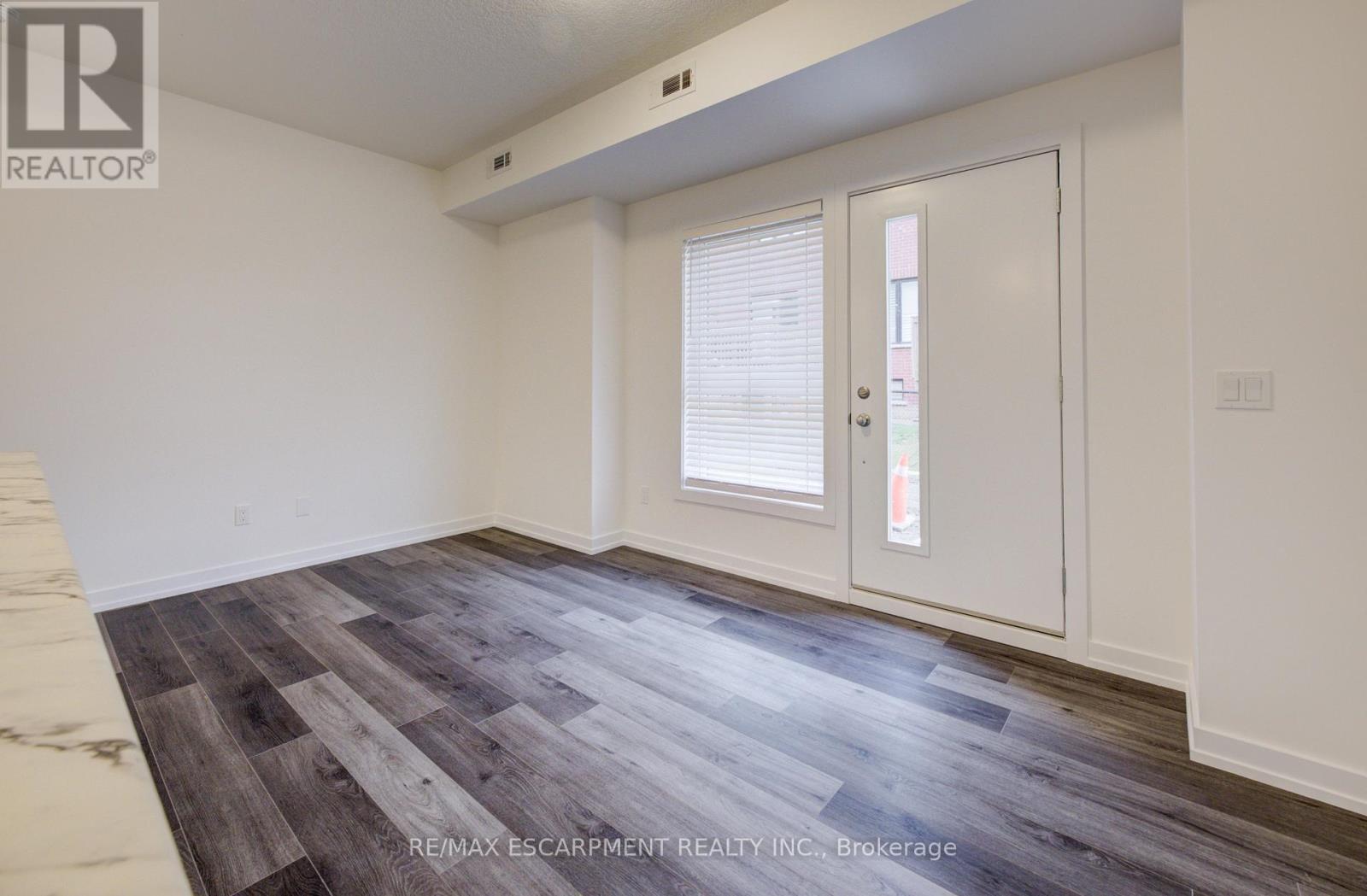 20 - 70 Kenesky Drive, Hamilton, ON - Indoor Photo Showing Other Room