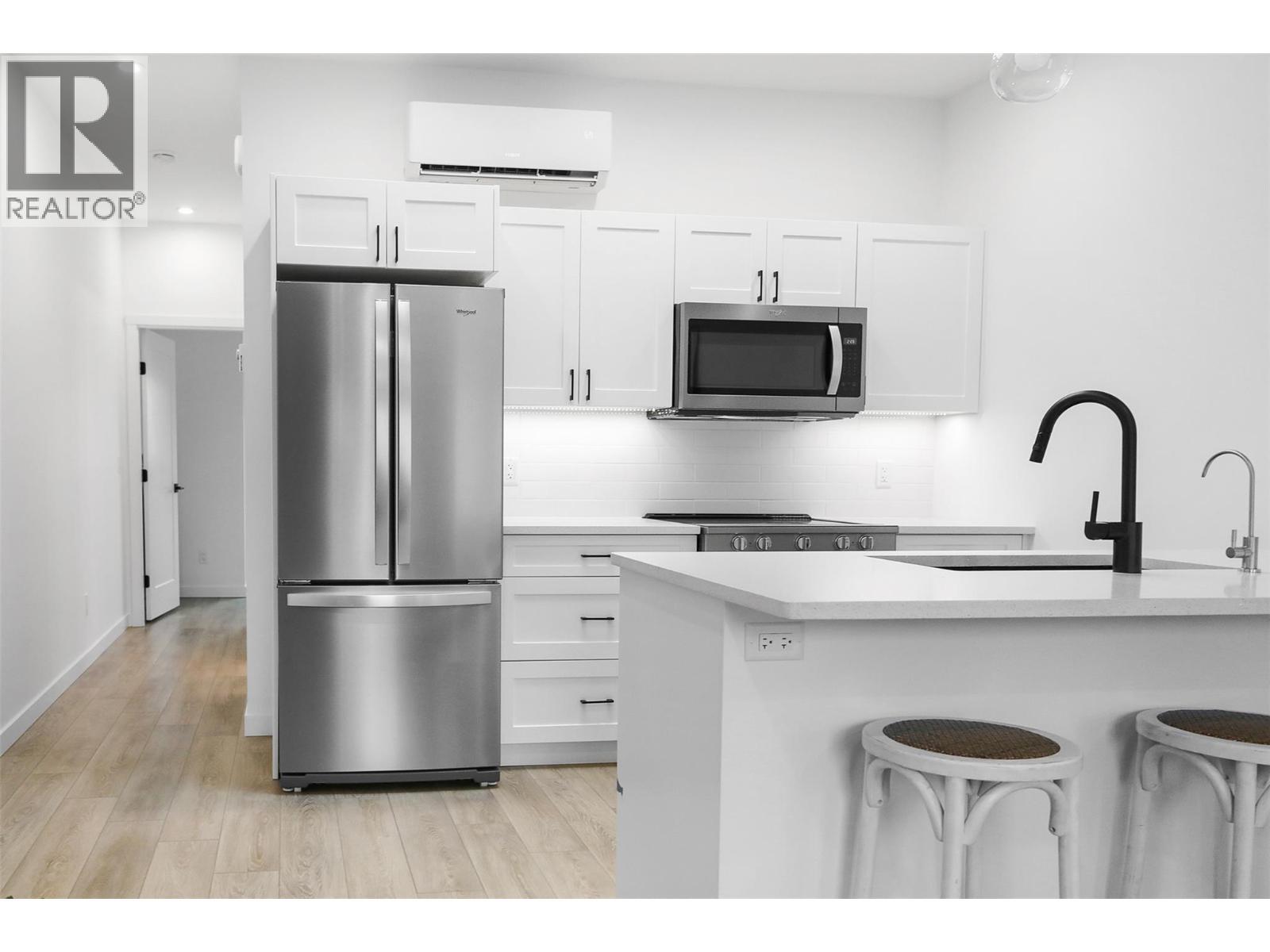Upgraded Kitchen & Appliance Upgrade (not included in base model price). - 8900 Jim Bailey Road Unit# 167, Kelowna, BC