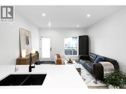 Woodlark Floor Plan Livingroom & Kitchen Area -