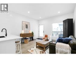 Woodlark Floor Plan Livingroom & Kitchen Area -