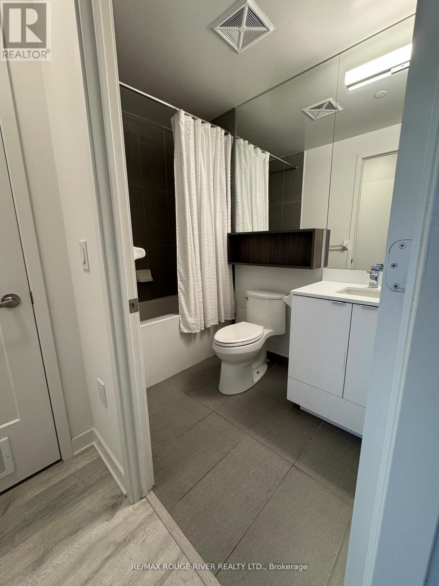 531 Se - 60 Princess Street, Toronto, ON - Indoor Photo Showing Bathroom
