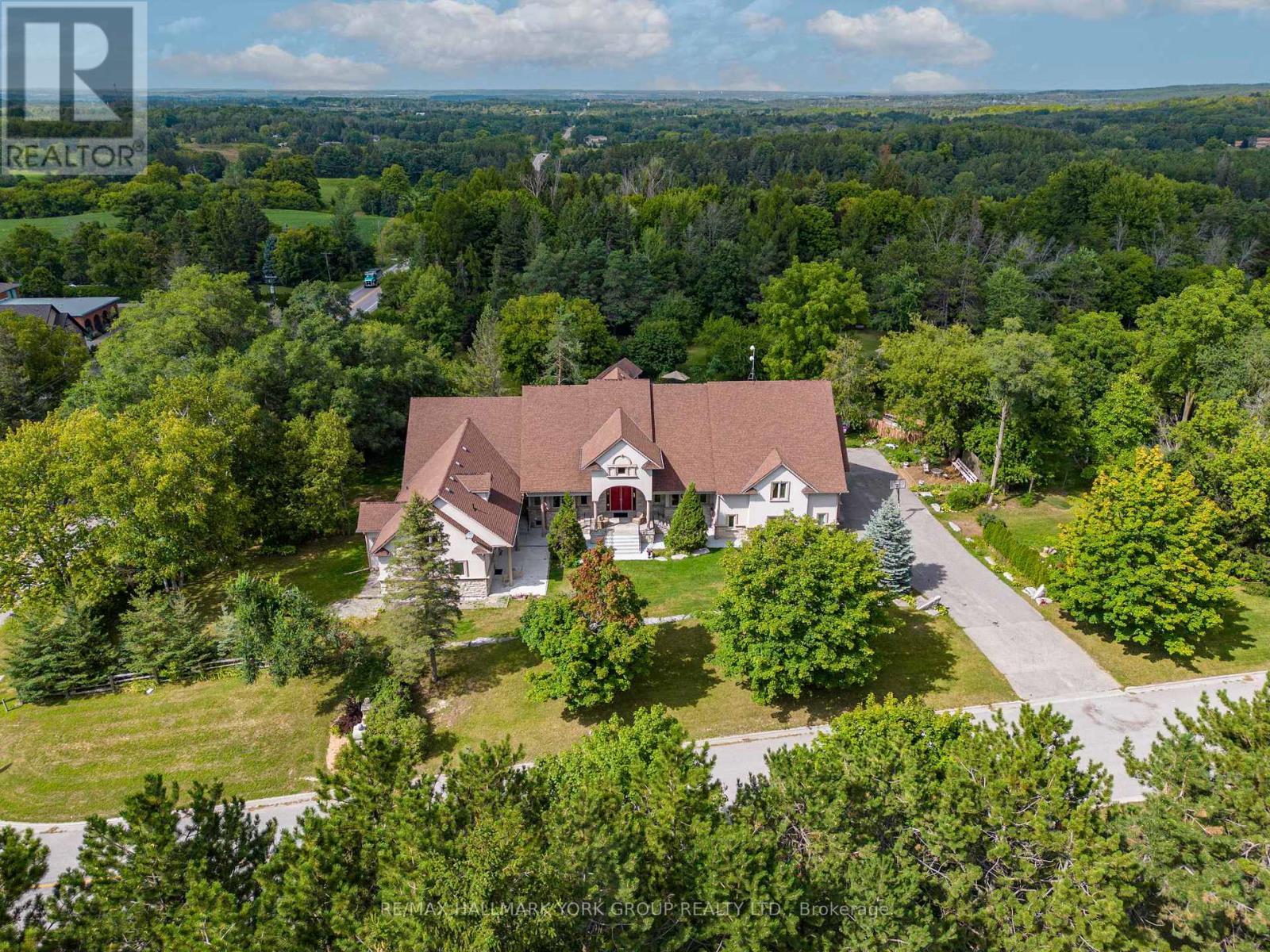 2 Kingswood Drive, King, ON - Outdoor With View