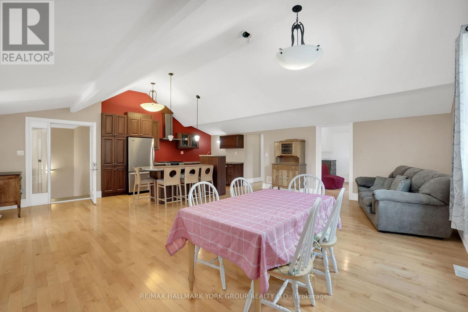 2 Kingswood Drive, King, ON - Indoor