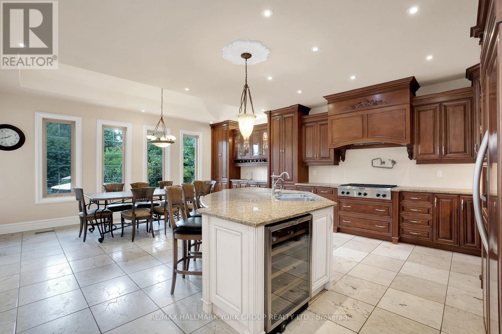 2 Kingswood Drive, King, ON - Indoor