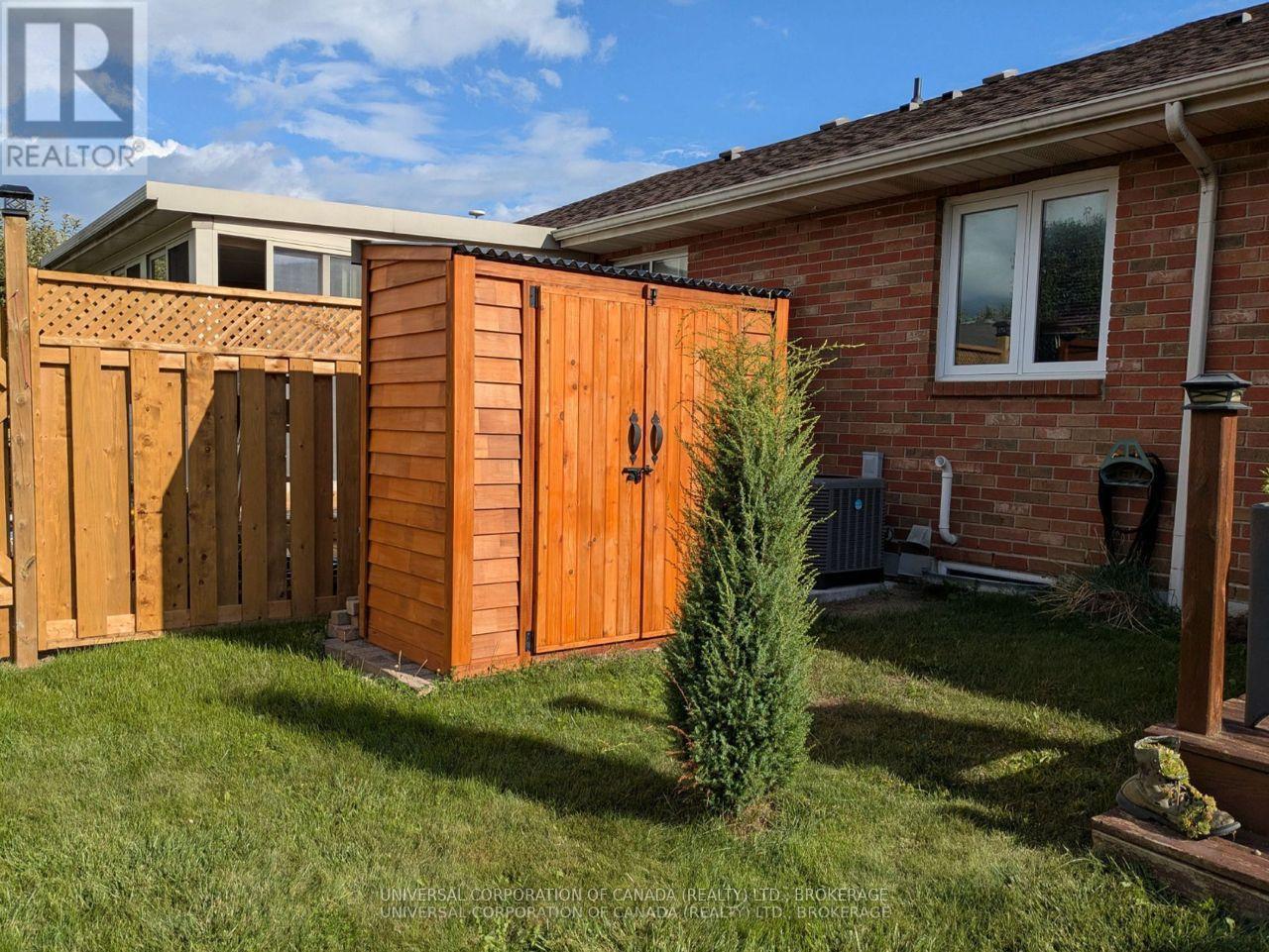 67 Foundry Street, Leamington, ON - Outdoor With Exterior