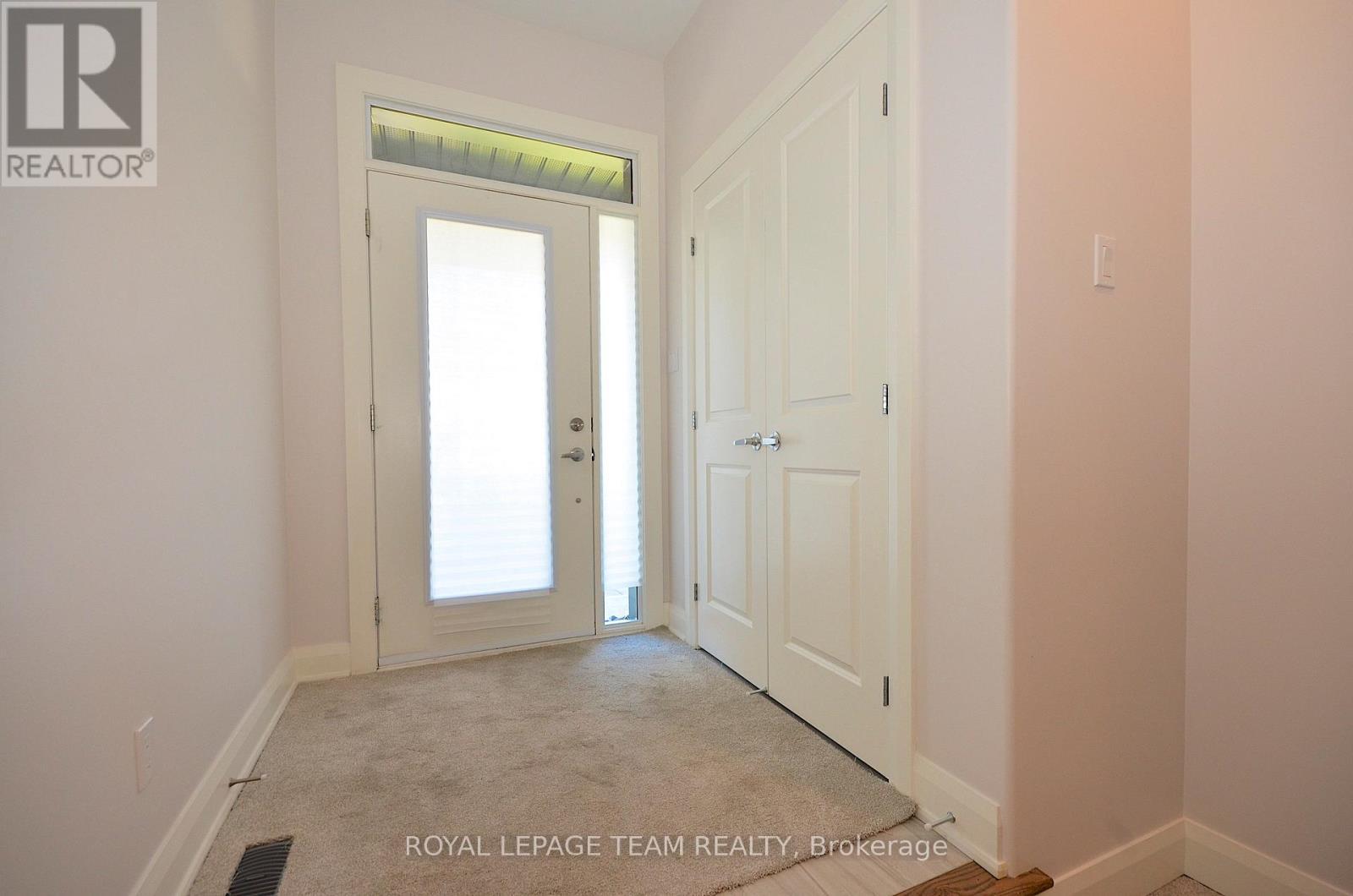 331 Proud Walk Drive Drive S, Ottawa, ON - Indoor Photo Showing Other Room