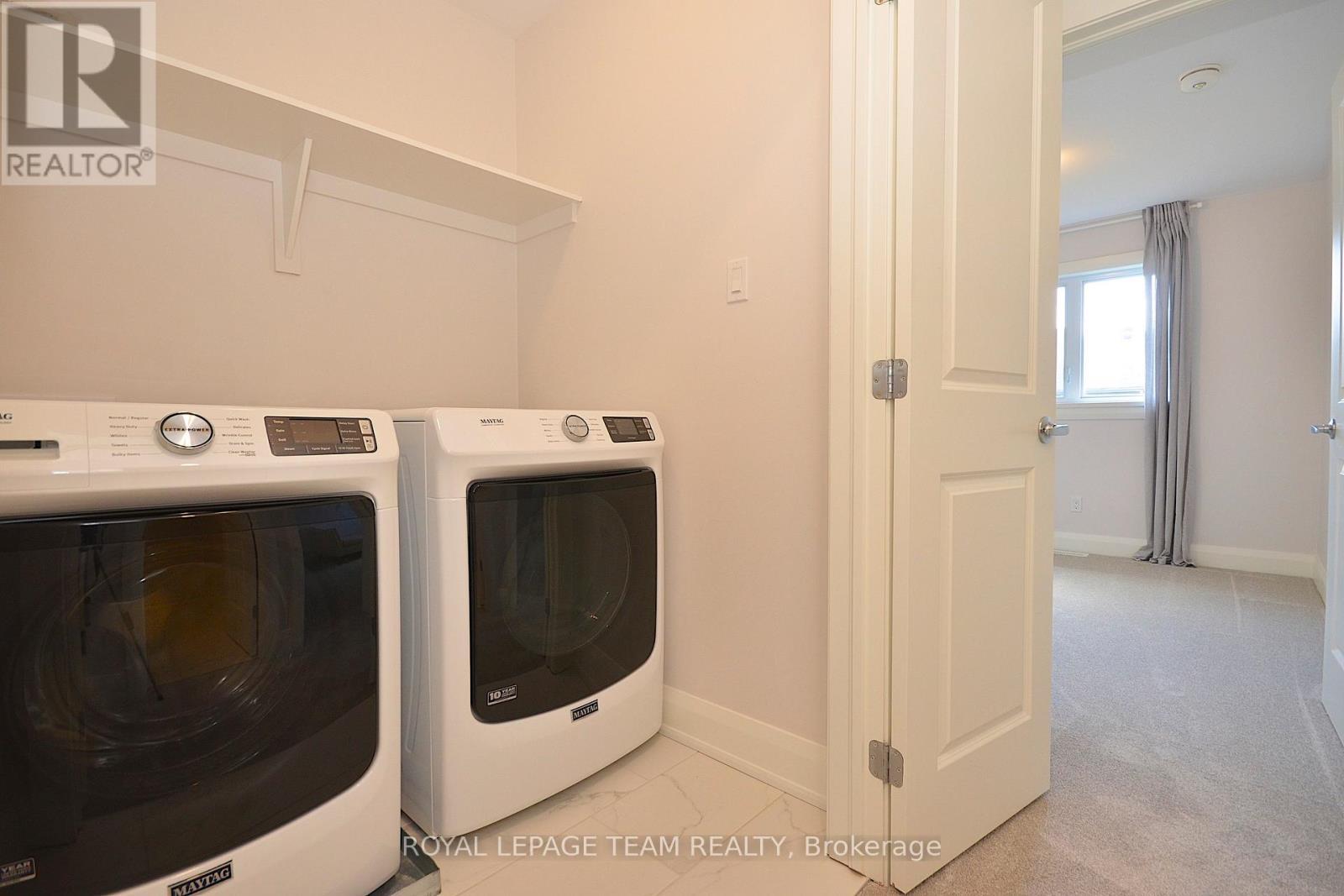 331 Proud Walk Drive Drive S, Ottawa, ON - Indoor Photo Showing Laundry Room