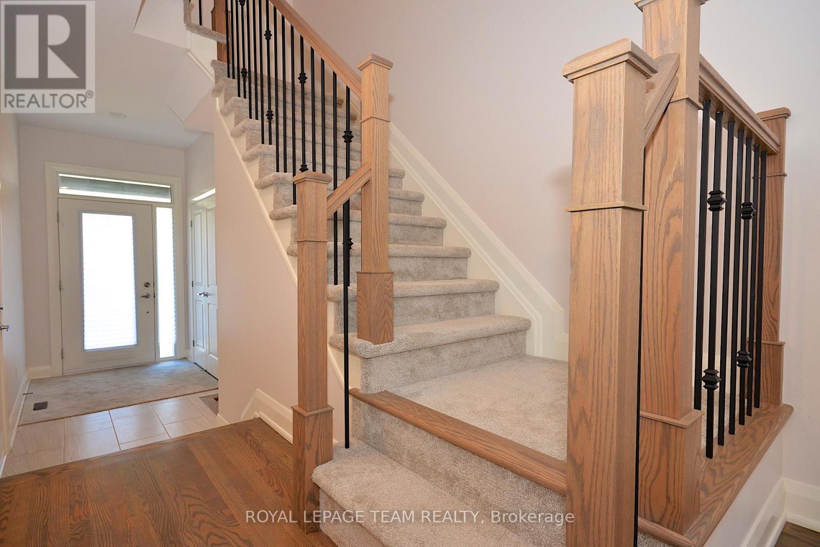 331 Proud Walk Drive Drive S, Ottawa, ON - Indoor Photo Showing Other Room