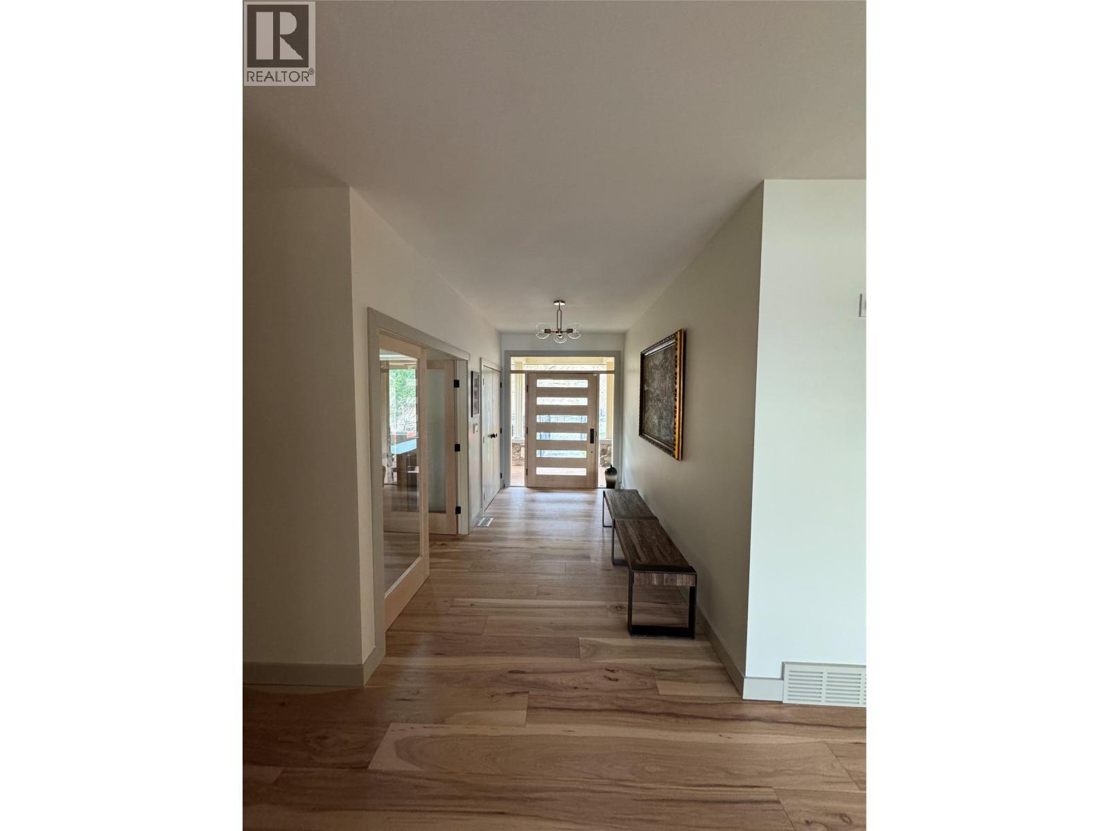 4465 Squilax-Anglemont Road, Scotch Creek, BC - Indoor Photo Showing Other Room