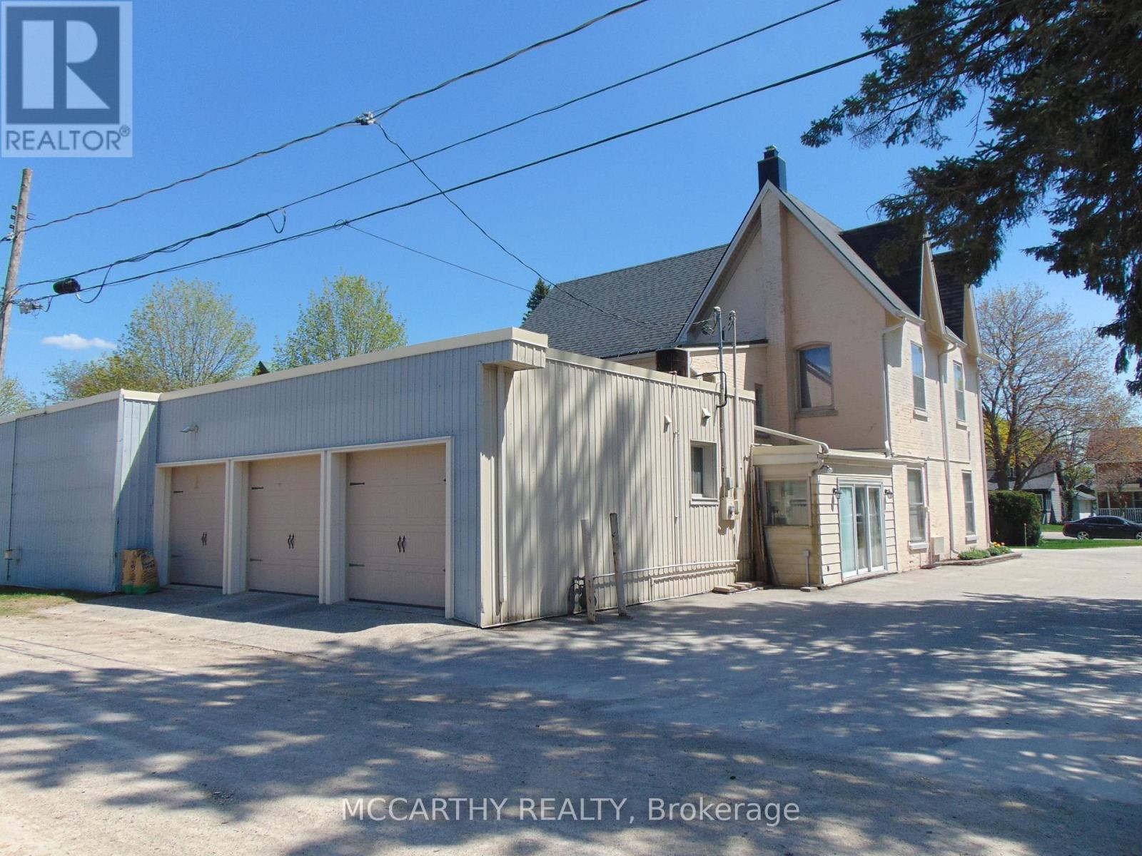 318 Main Street E, Shelburne, ON