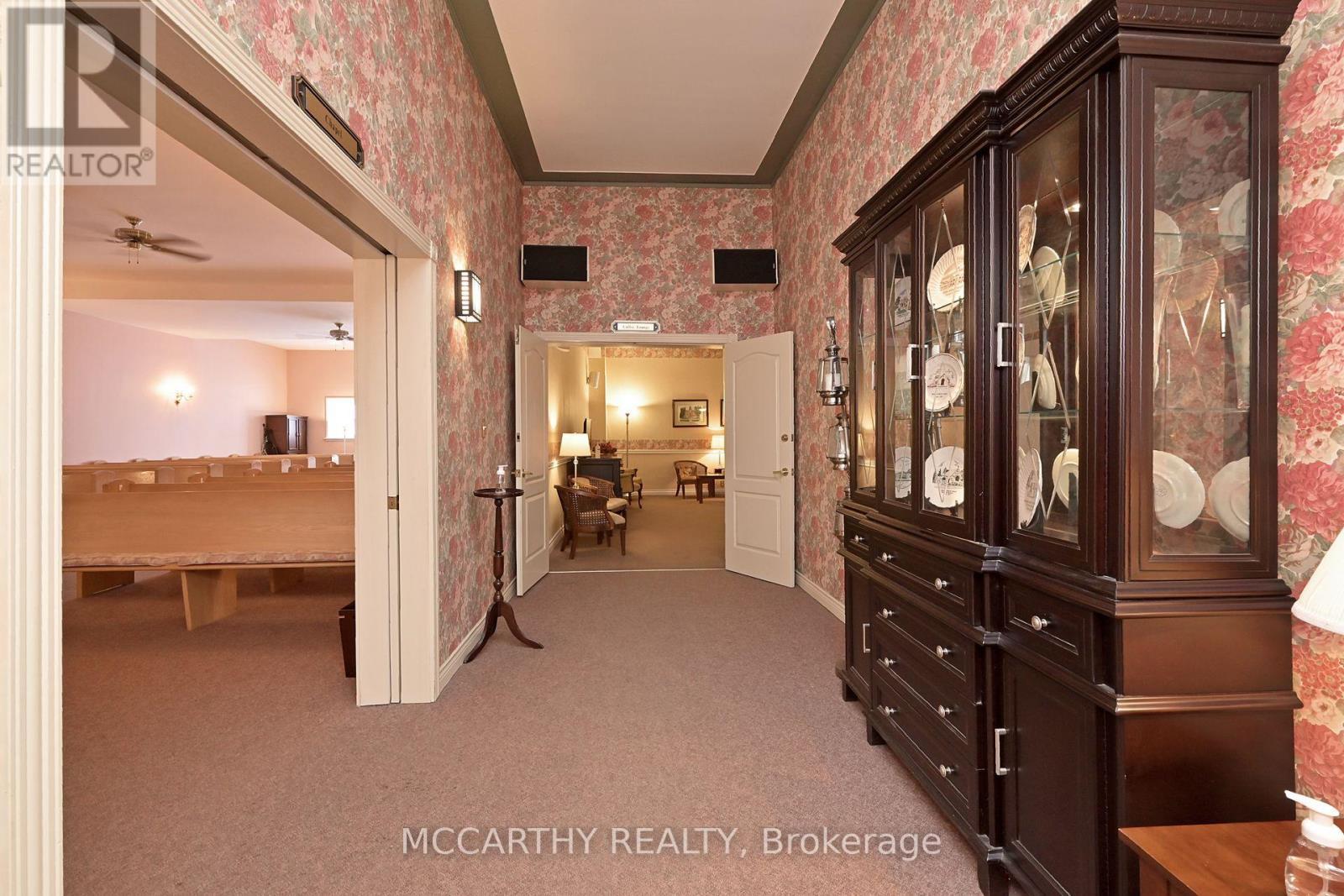 318 Main Street E, Shelburne, ON