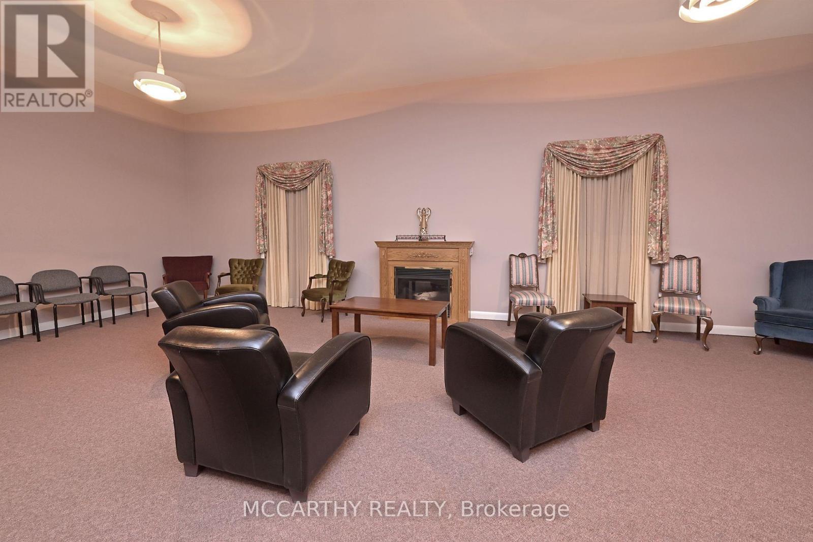 318 Main Street E, Shelburne, ON