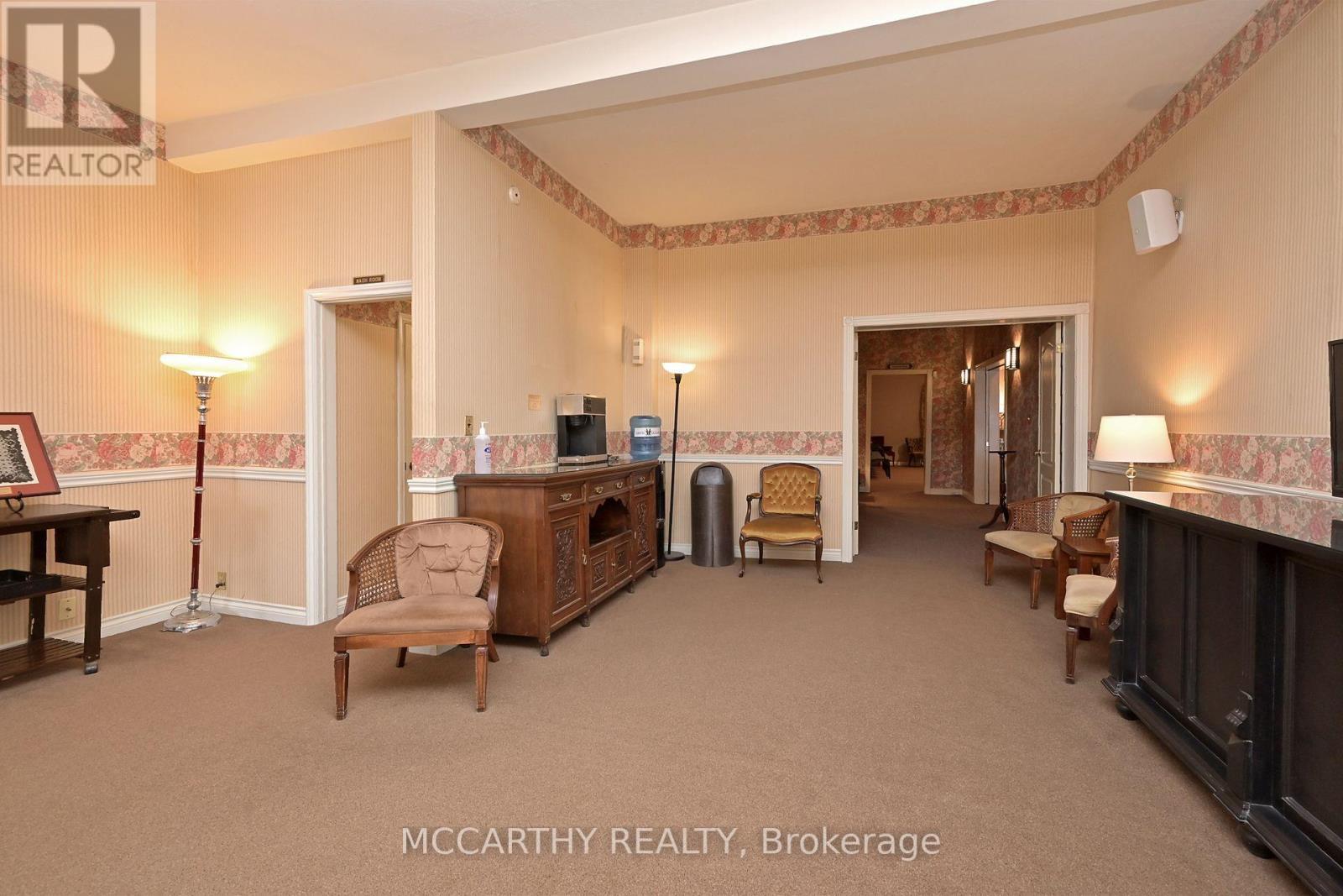 Meeting room with Washroom - 318 Main Street E, Shelburne, ON