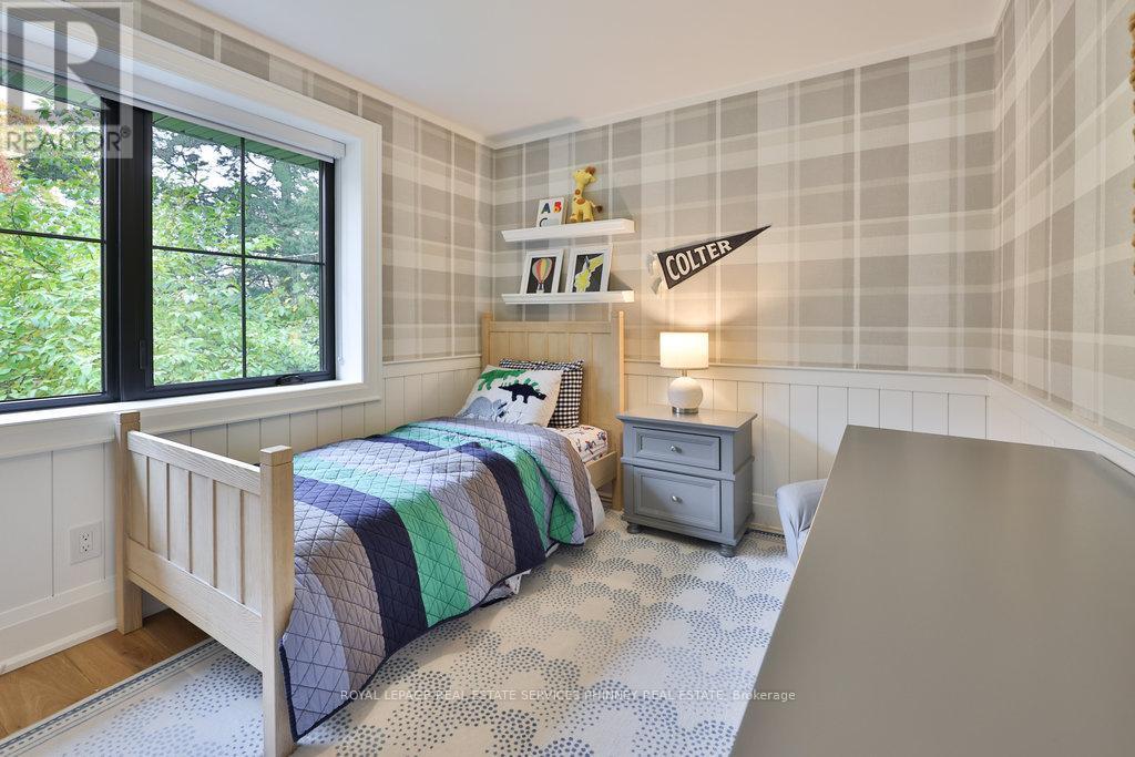 1489 Mildmay Court, Mississauga, ON - Indoor Photo Showing Bedroom