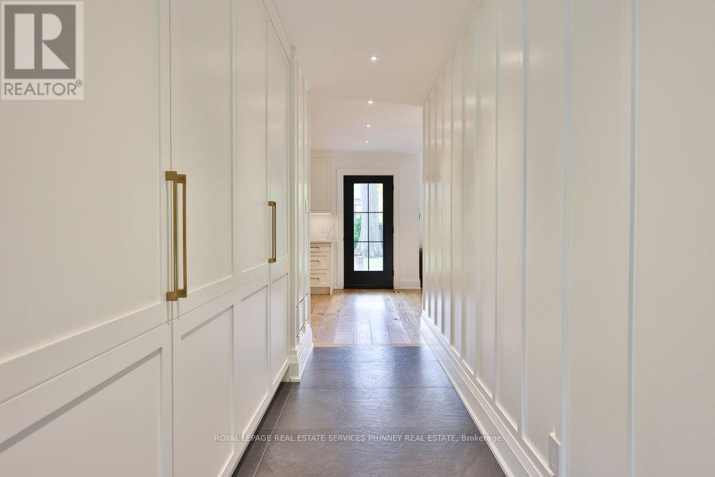 1489 Mildmay Court, Mississauga, ON - Indoor Photo Showing Other Room