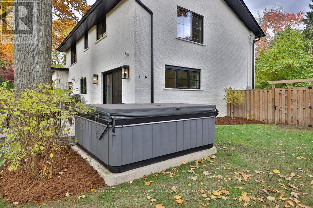 1489 Mildmay Court, Mississauga, ON - Outdoor With Exterior