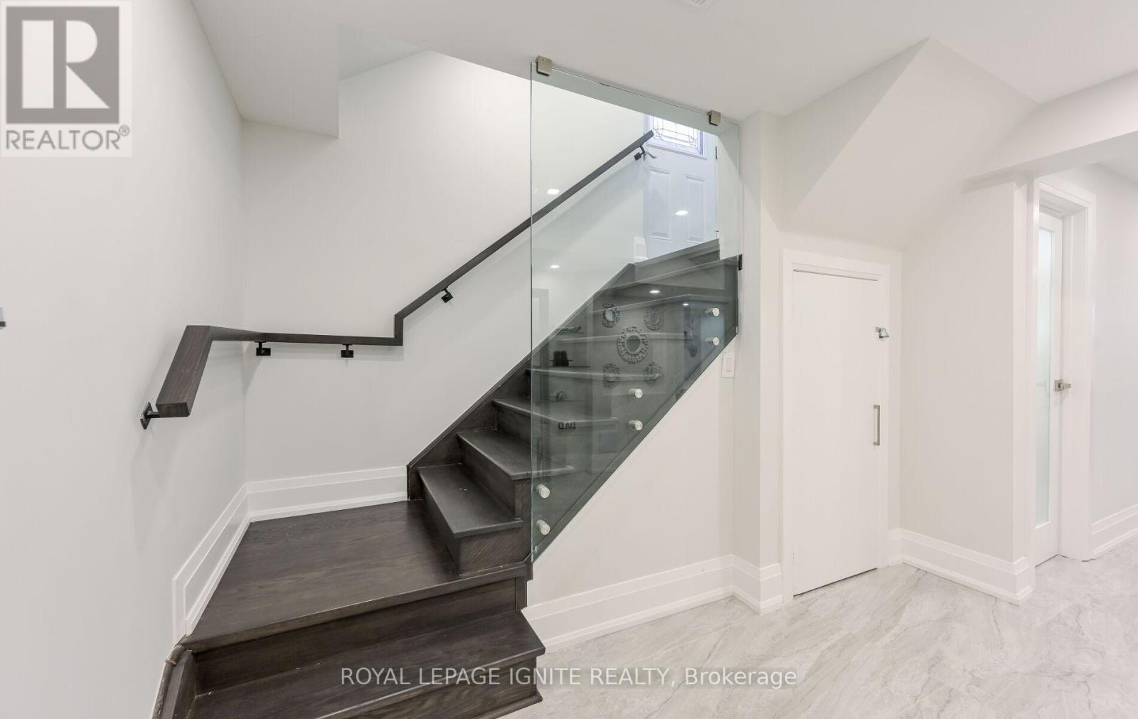24 Christensen Avenue, Caledon, ON - Indoor Photo Showing Other Room