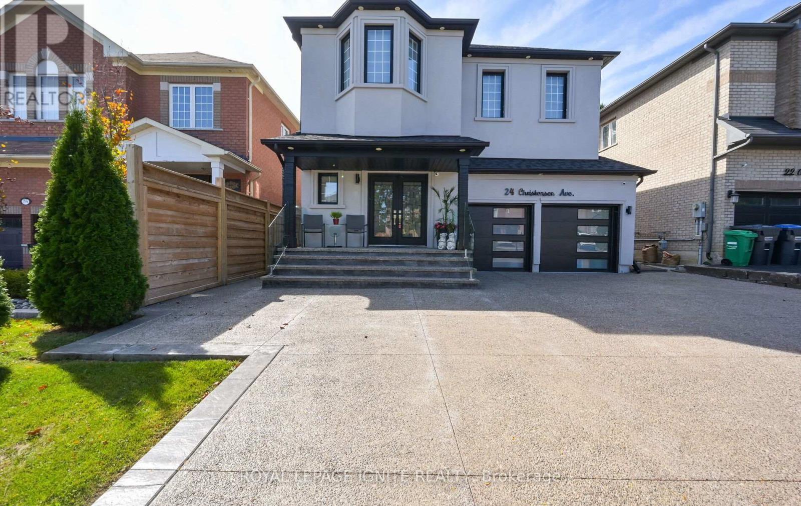 24 Christensen Avenue, Caledon, ON - Outdoor With Facade