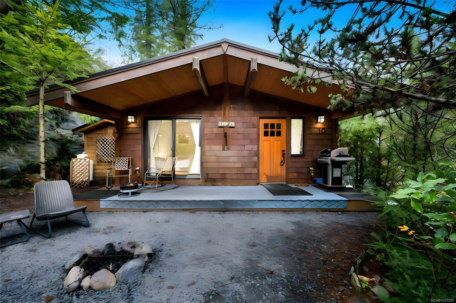 10-6574 Baird Rd, Port Renfrew, BC