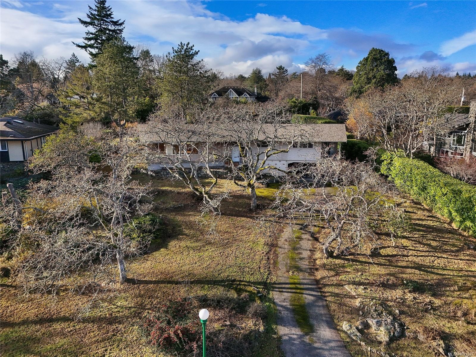 3240 Norfolk Rd, Oak Bay, BC