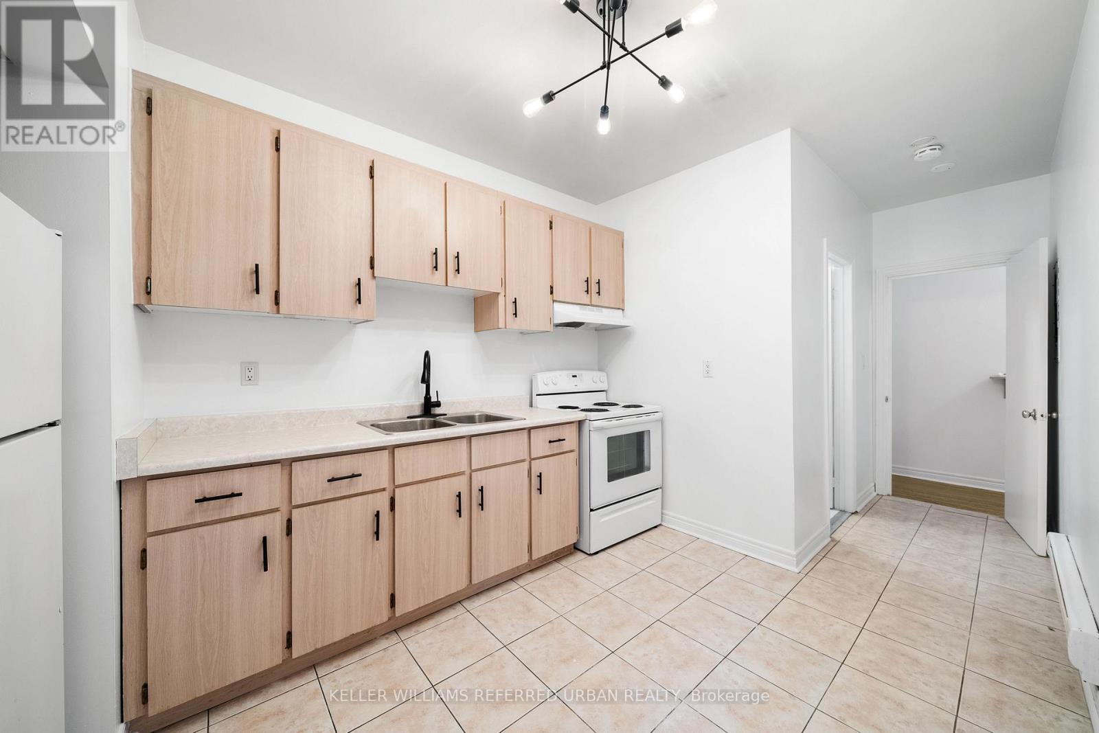 Main - 46 Concord Avenue, Toronto, ON - Indoor Photo Showing Kitchen With Double Sink