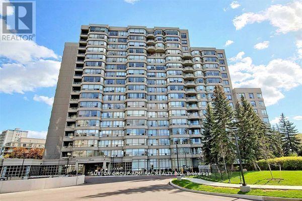 207 - 7 Townsgate Drive, Vaughan, ON - Outdoor With Facade