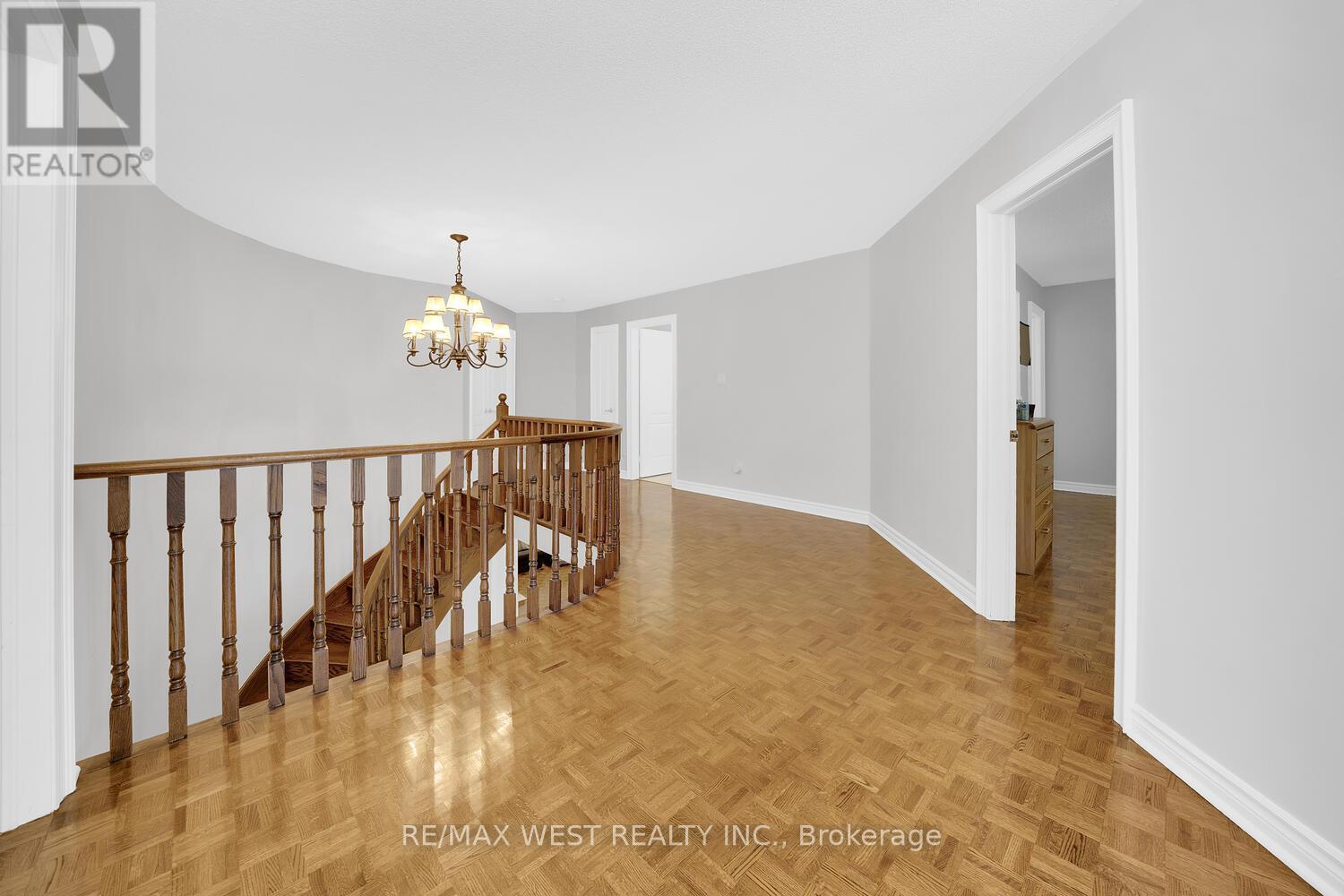 38 John Kline Lane, Vaughan, ON - Indoor Photo Showing Other Room