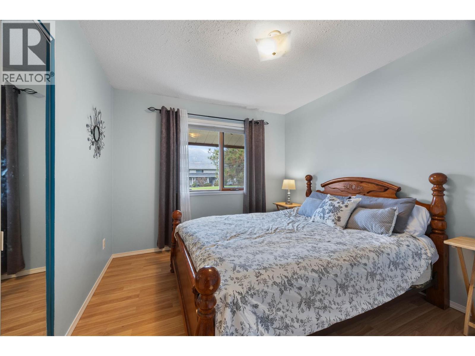 4154 Cameron Road, Kamloops, BC - Indoor Photo Showing Bedroom